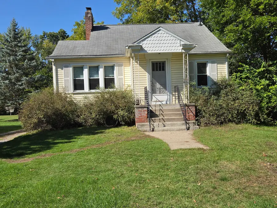 1568 S Crown Street, Westland, MI 48186 - #2