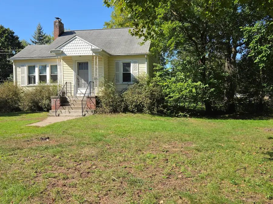 1568 S Crown Street, Westland, MI 48186 - #3