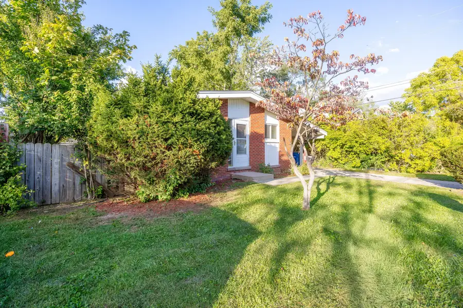 30734 Parkwood Street, Westland, MI 48186 - #2