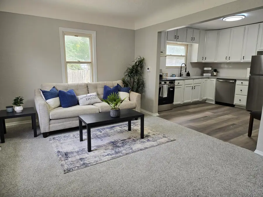1607 Mary Avenue, Lansing, MI 48910 - #2