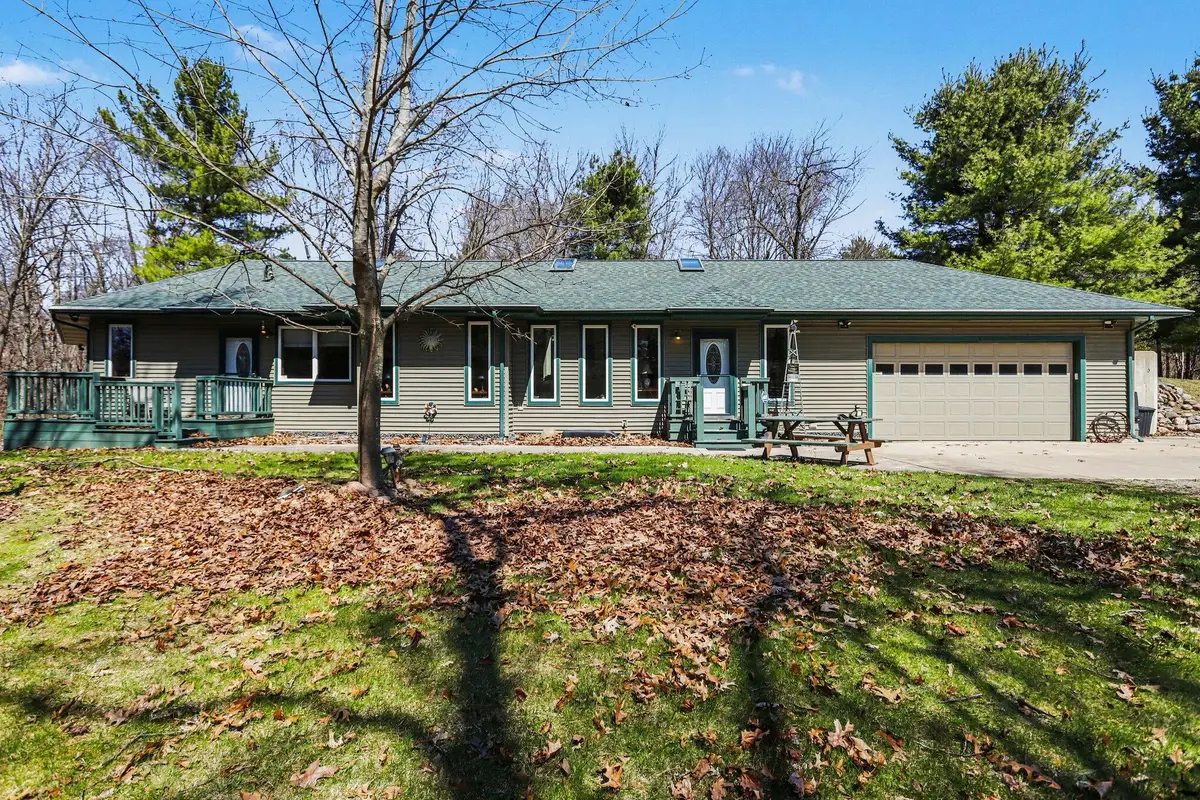 8362 E River Road, Battle Creek, MI 49014 - #1