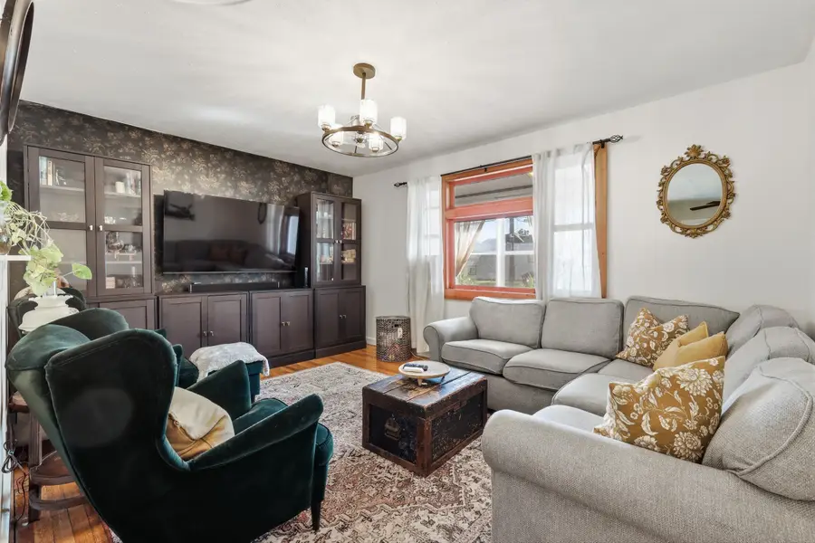 325 Grand Avenue Ne, Grand Rapids, MI 49503 - #2