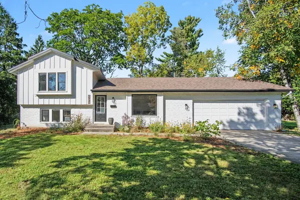 1931 Lonsdale Drive Ne, Grand Rapids, MI 49503