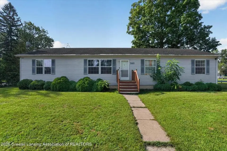 707 Sawyer Road, Lansing, MI 48911 - #1