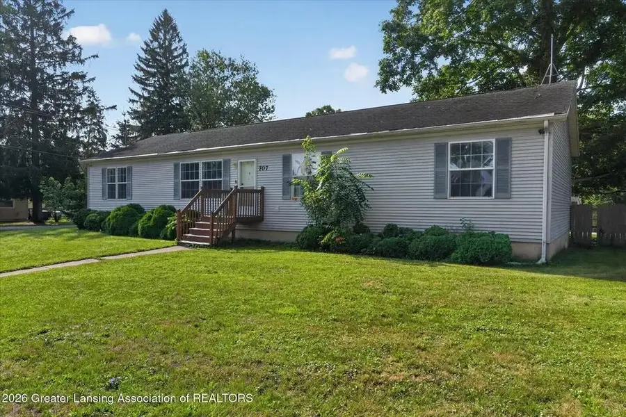 707 Sawyer Road, Lansing, MI 48911 - #2
