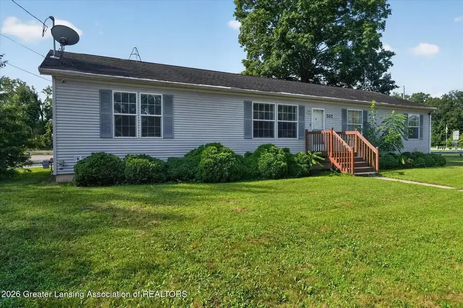 707 Sawyer Road, Lansing, MI 48911 - #3