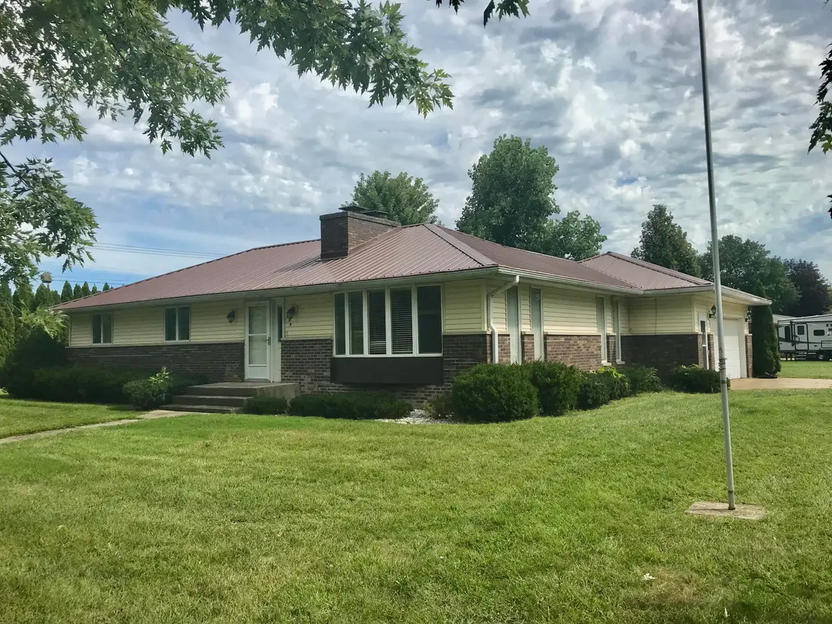 400 N Lincoln Street, White Pigeon, MI 49099 - #1