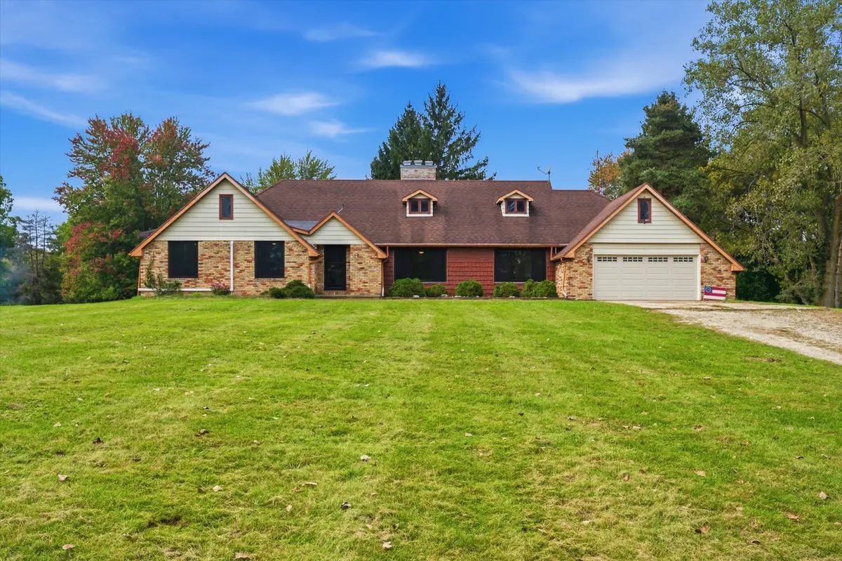 9112 E Miller Road, Durand, MI 48429 - #1