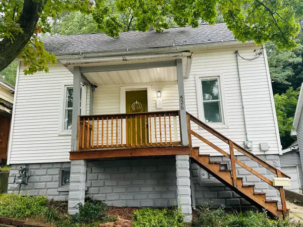 526 Davis Street, Manistee, MI 49660