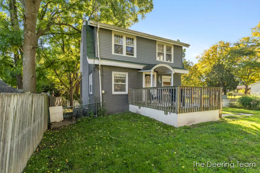 1621 Southampton Drive Se, Grand Rapids, MI 49508 - #2