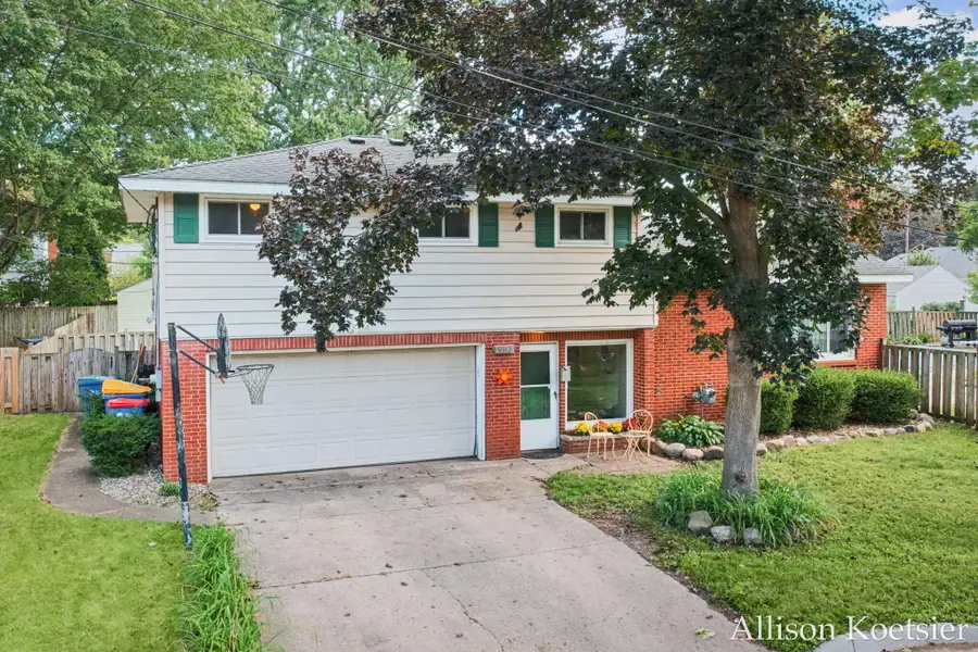 910 Mulford Drive Se, Grand Rapids, MI 49507 - #2
