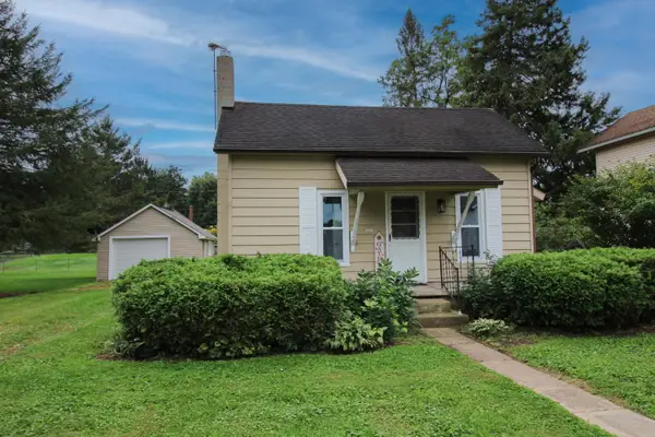418 E Arbor Street E, Marcellus, MI 49067