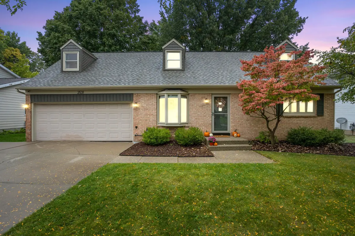 2531 Longmeadow Street Nw, Grand Rapids, MI 49504 - #1