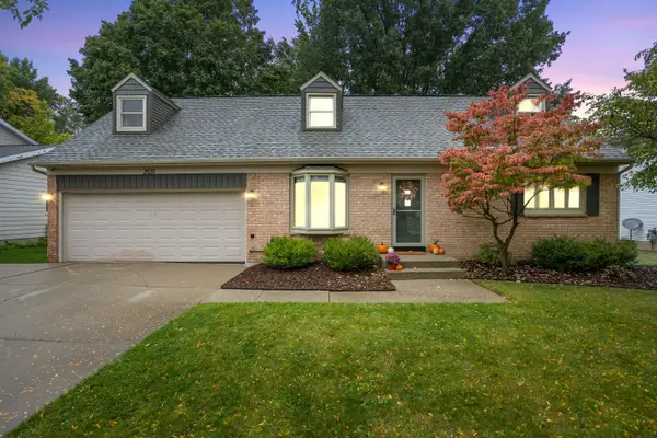 2531 Longmeadow Street Nw, Grand Rapids, MI 49504