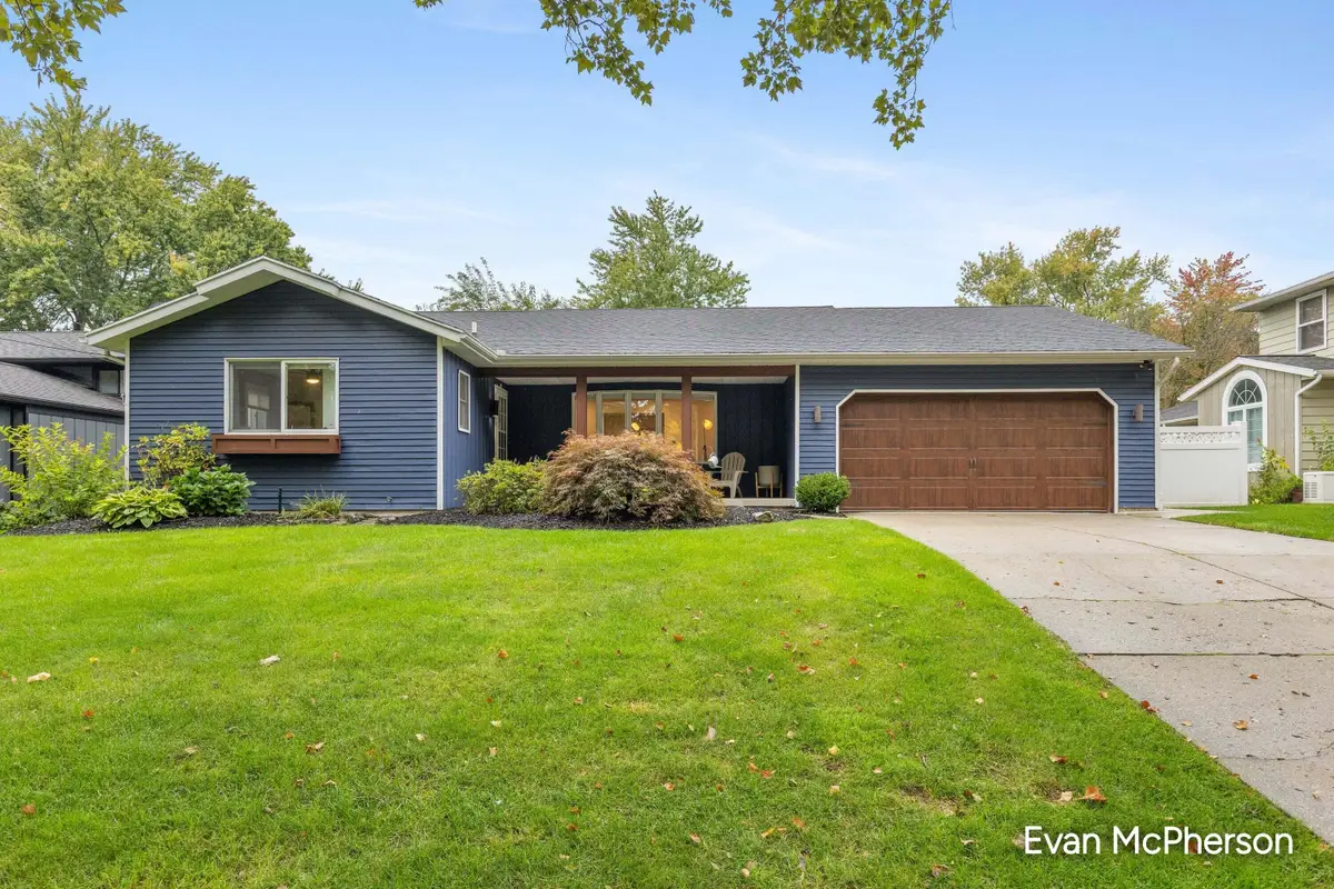 1805 Edgewood Avenue Se, Grand Rapids, MI 49506 - #1