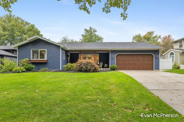 1805 Edgewood Avenue Se, Grand Rapids, MI 49506
