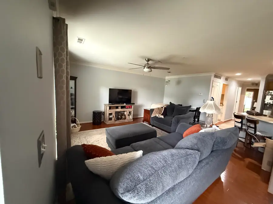 34124 Utica Road, Fraser, MI 48026 - #2