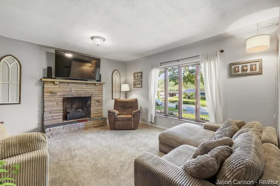 2525 Bristolwood Drive Nw, Grand Rapids, MI 49544 - #3