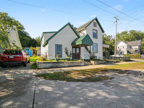 210 Cleveland Street, Manistee, MI 49660