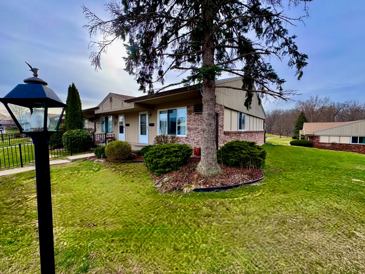 25225 Potomac Drive #8, South Lyon, MI 48178 - #1