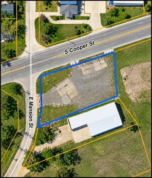 1707 S Cooper Street, Jackson, MI 49203