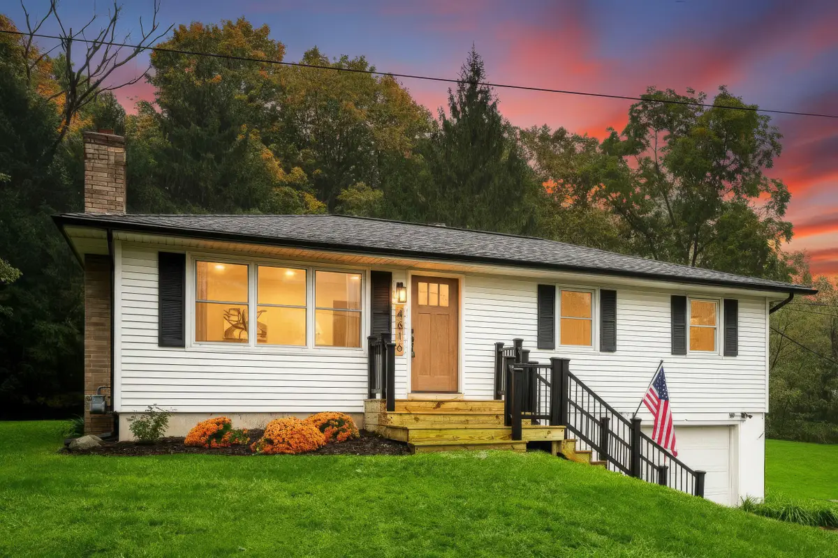 4616 Pettis Avenue Ne, Belmont, MI 49306 - #1