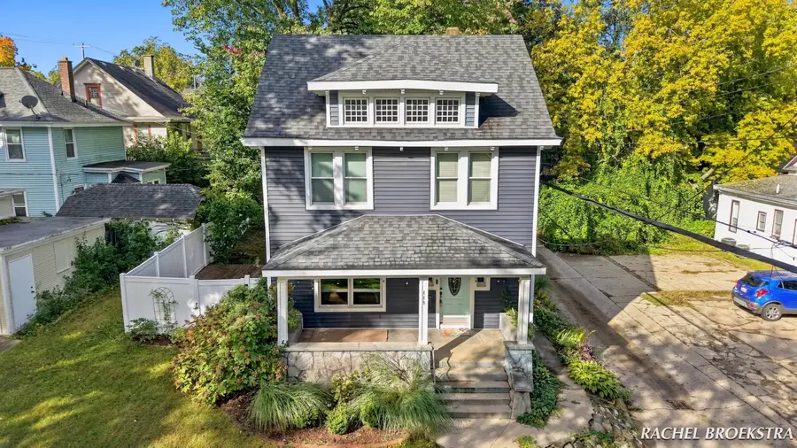 449 Giddings Avenue Se, Grand Rapids, MI 49506 - #2
