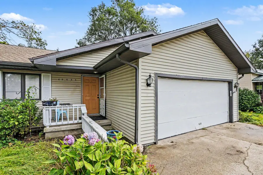 69089 Section Street, Edwardsburg, MI 49112 - #2