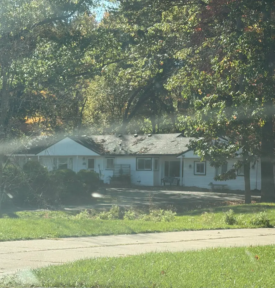 22333 Leewright Avenue, Southfield, MI 48033 - #2