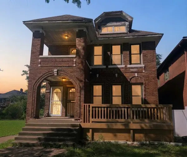 2708 W Grand Street, Detroit, MI 48238