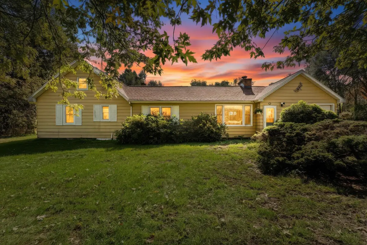 735 Wilson Avenue Sw, Grand Rapids, MI 49534 - #1