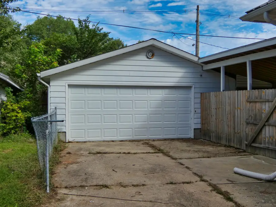 833 Burns Street, Niles, MI 49120 - #3