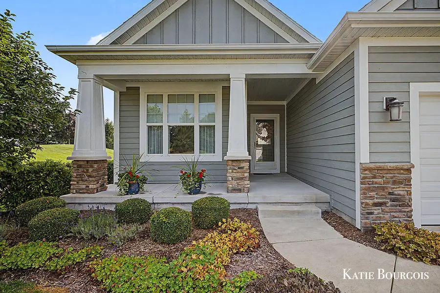 5608 Stony View Drive Ne #21, Belmont, MI 49306 - #2