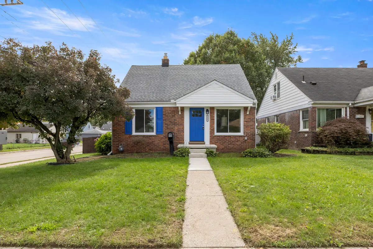 24601 Carlysle Street, Dearborn, MI 48124 - #1