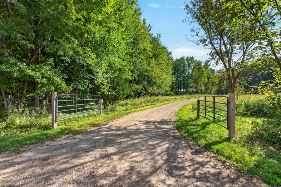 6200 E Elm Valley Road, Three Oaks, MI 49128 - #2