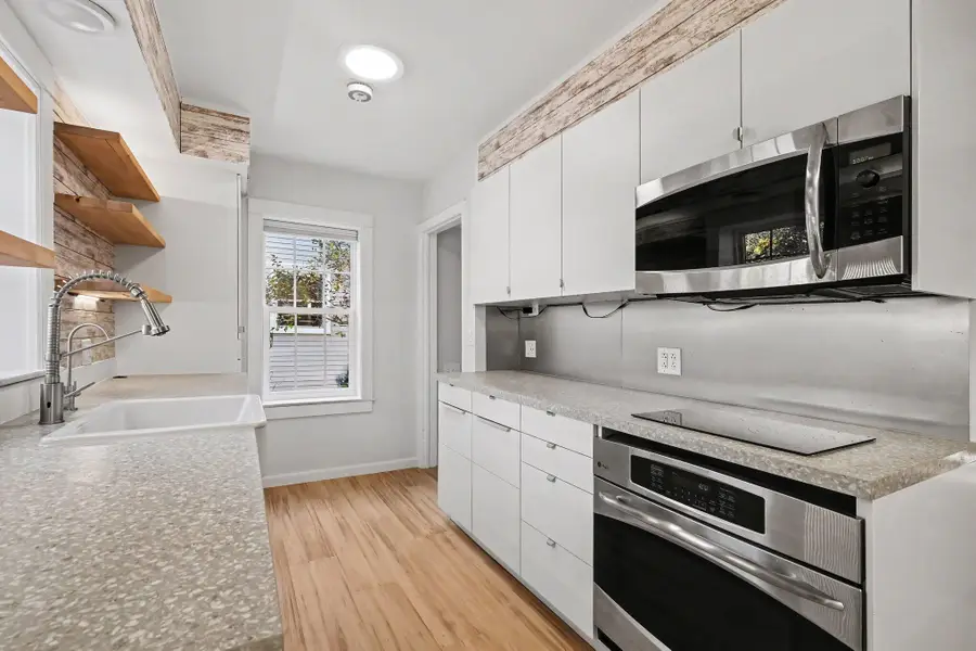 1573 E Terrace Street Ne, Grand Rapids, MI 49503 - #3