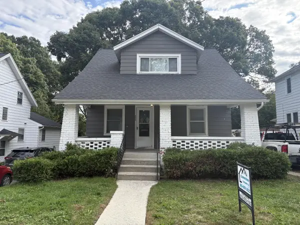 856 Diamond Avenue Ne, Grand Rapids, MI 49503