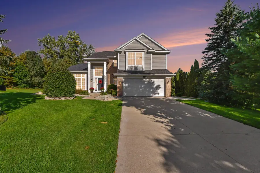 3583 Arbor Chase Court Ne, Grand Rapids, MI 49525 - #2