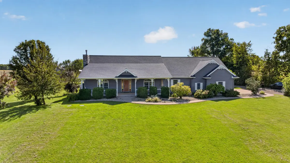 17485 Raymond Road, Addison, MI 49220 - #1
