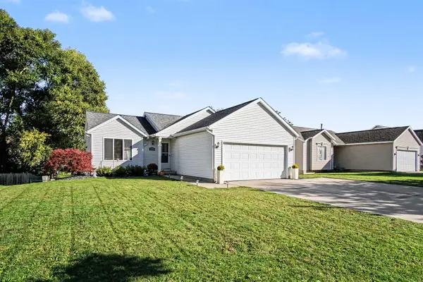 3023 Stonewood Street Nw, Grand Rapids, MI 49504