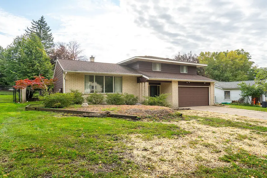 4156 Weymouth Drive Se, Grand Rapids, MI 49508 - #3