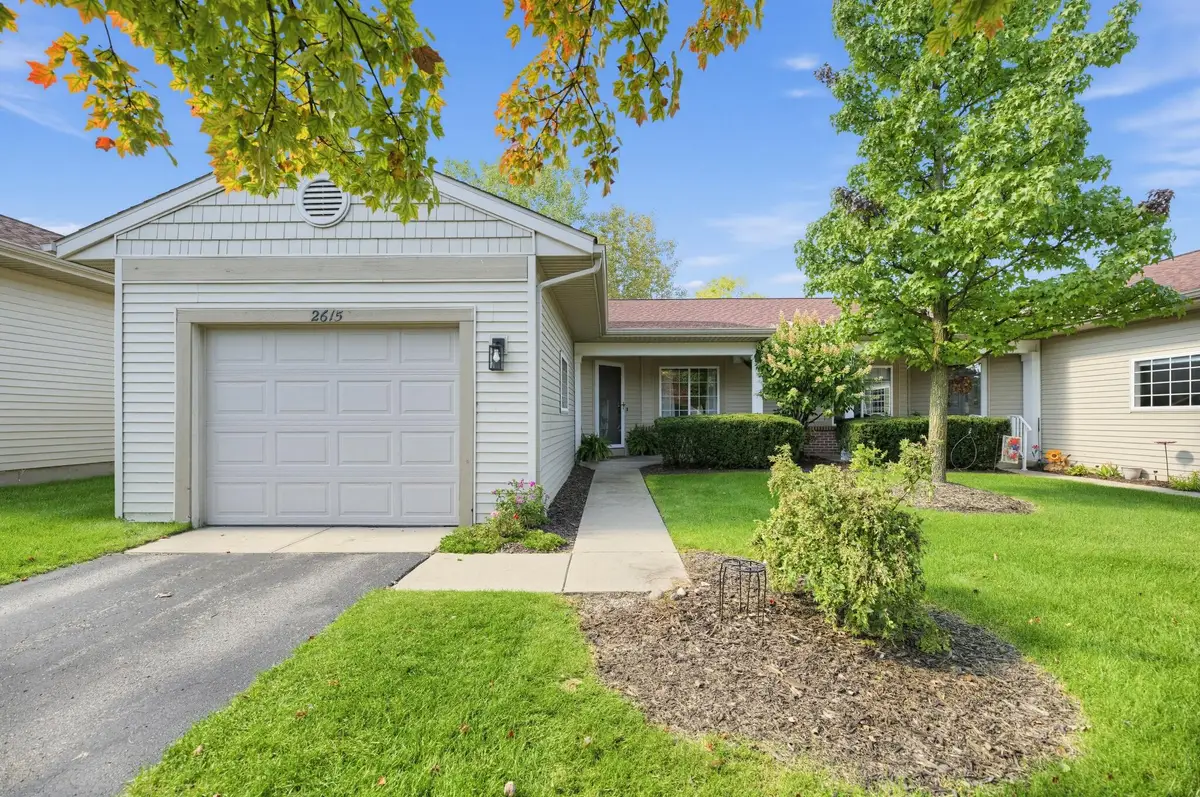 2615 SE Cascade Place Drive, Grand Rapids, MI 49546 - #1
