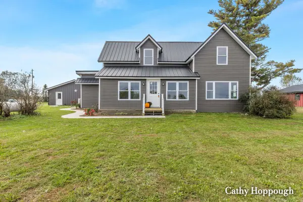 3834 E Station Road, Sheridan, MI 48884