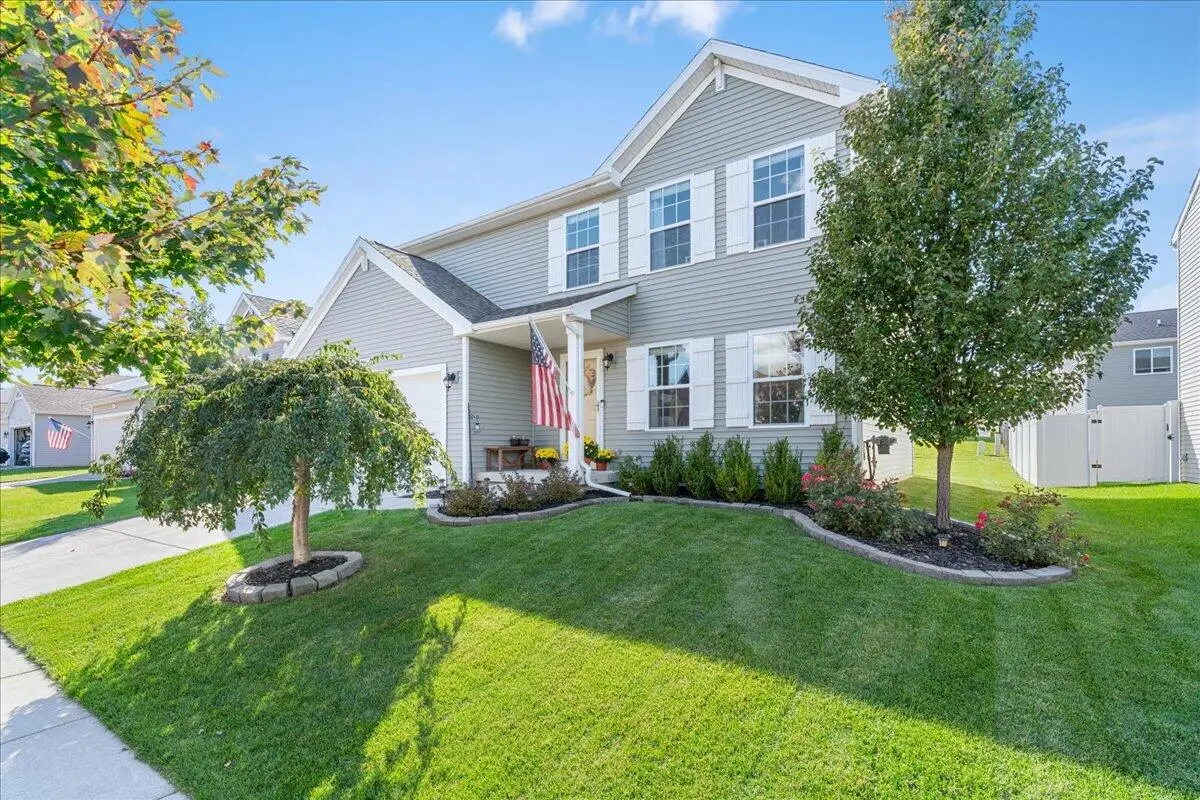 2883 W Fork River Drive, Fowlerville, MI 48836 - #1
