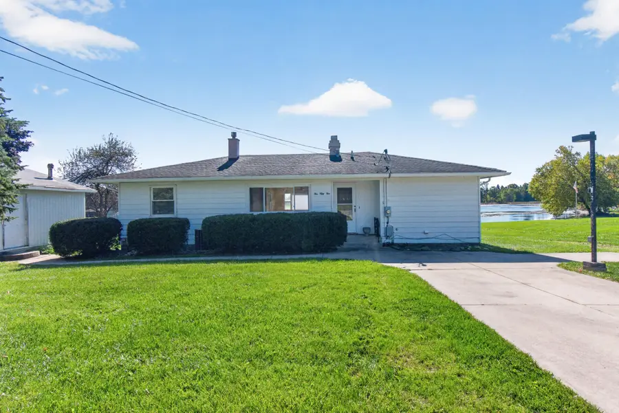 555 Norvell Beach Drive, Brooklyn, MI 49230 - #2