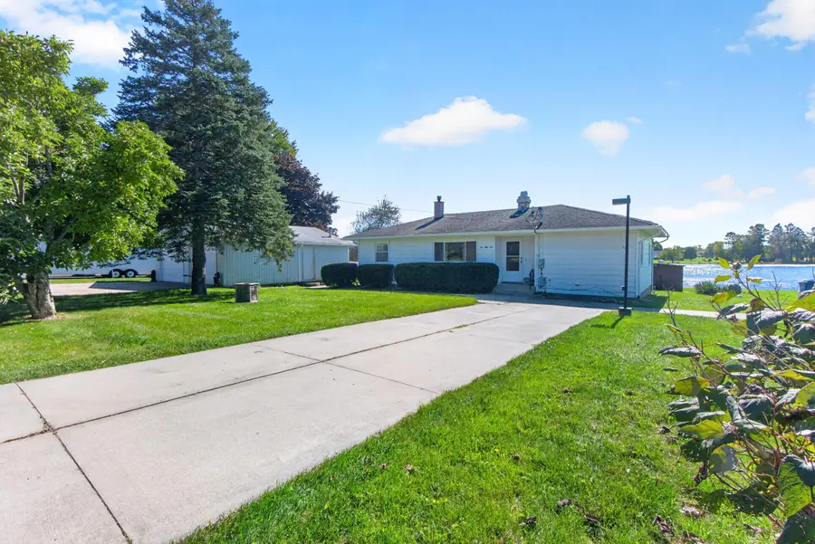 555 Norvell Beach Drive, Brooklyn, MI 49230 - #3