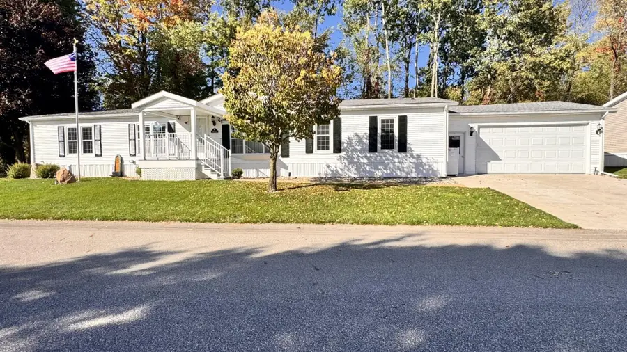 3485 Cloverfield Drive, Cedar Springs, MI 49319 - #2