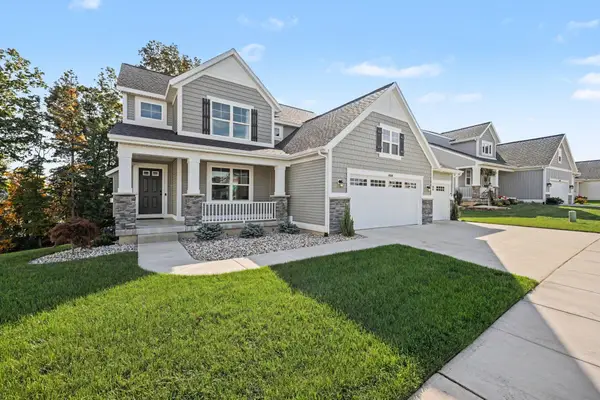 664 Elstar Drive Ne, Rockford, MI 49341