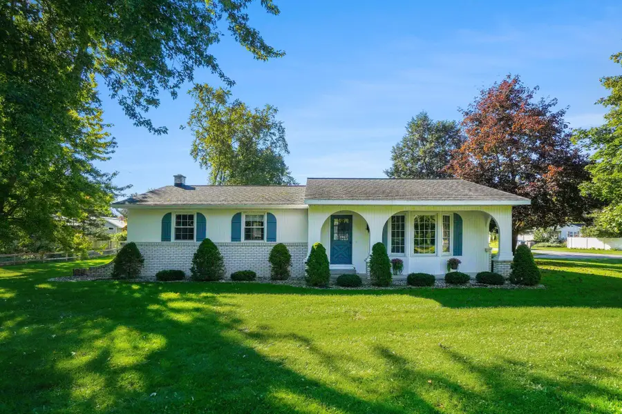 16370 Pinewood Avenue, Spring Lake, MI 49456 - #2