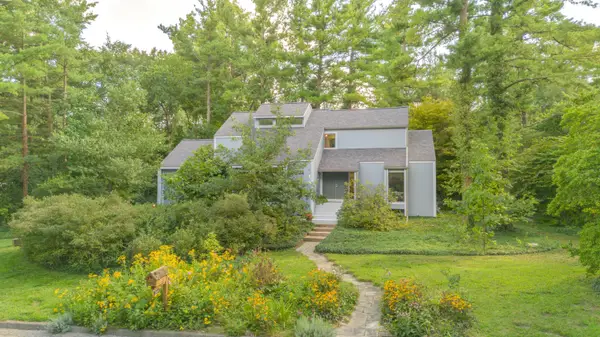 344 Rock Creek Court, Ann Arbor, MI 48104